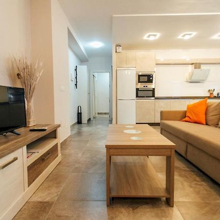 Wide And Diaphanous- 3Bd 2Bth- Alcazar Sevilla Exteriör bild