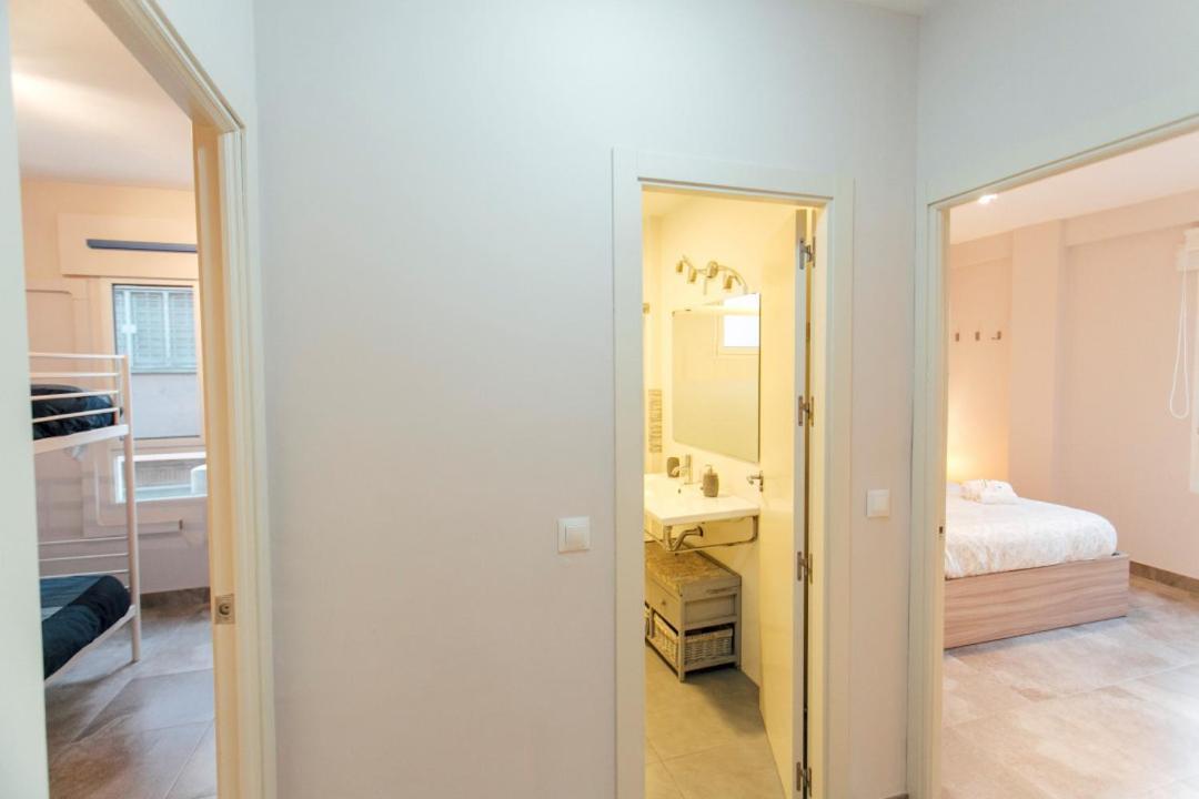 Wide And Diaphanous- 3Bd 2Bth- Alcazar Sevilla Exteriör bild