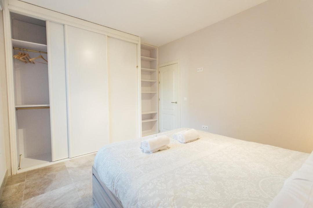 Wide And Diaphanous- 3Bd 2Bth- Alcazar Sevilla Exteriör bild