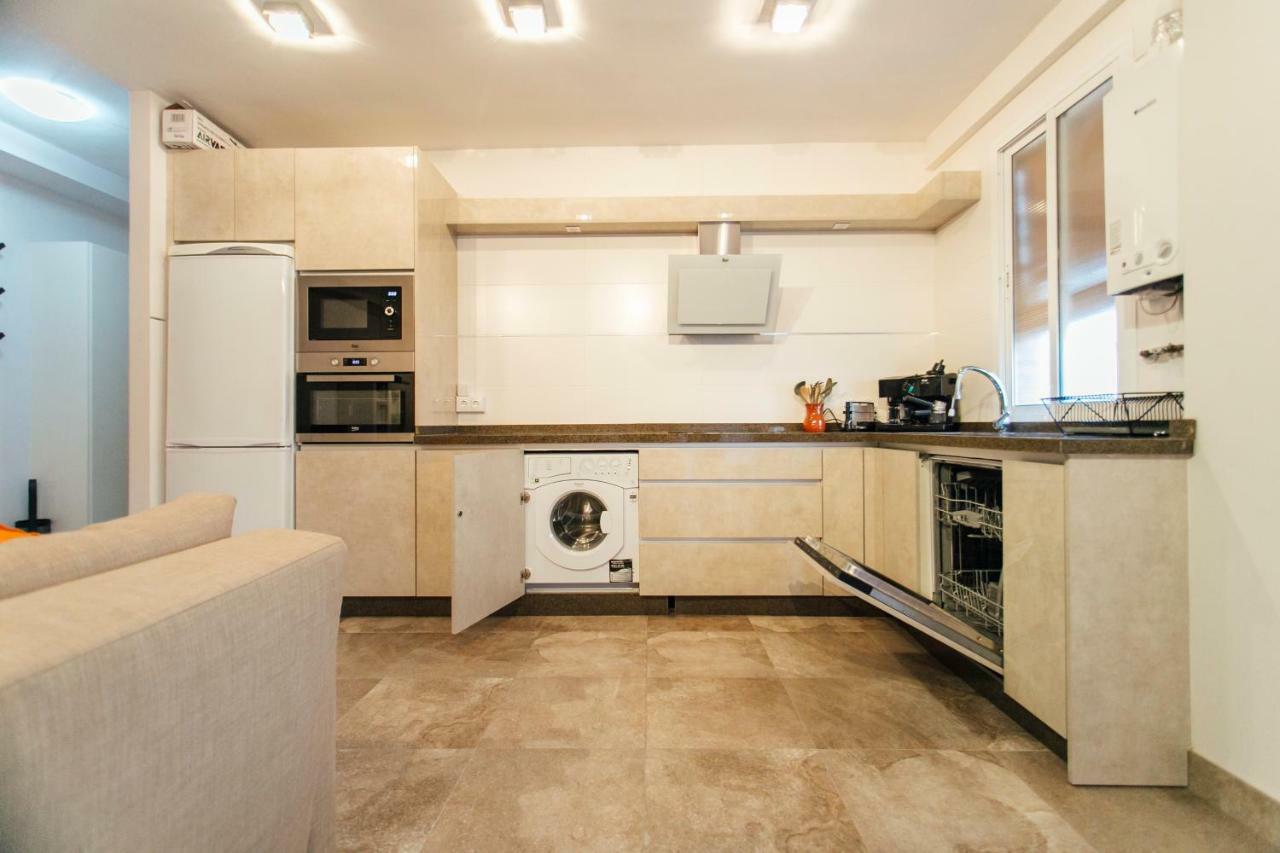 Wide And Diaphanous- 3Bd 2Bth- Alcazar Sevilla Exteriör bild