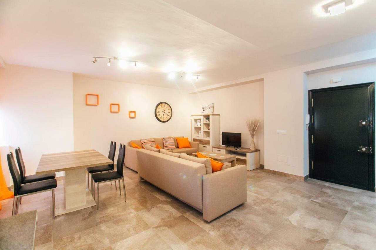 Wide And Diaphanous- 3Bd 2Bth- Alcazar Sevilla Exteriör bild
